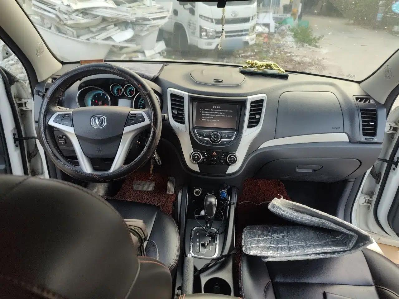 CHANGAN CS35 2015 1.6L Automatic Luxury Model China V Standard — миниатюра 9
