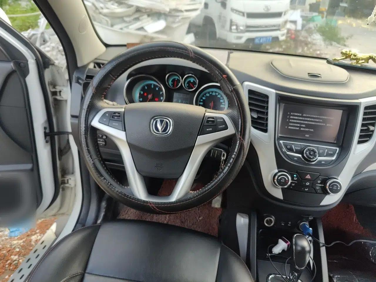 CHANGAN CS35 2015 1.6L Automatic Luxury Model China V Standard — миниатюра 10