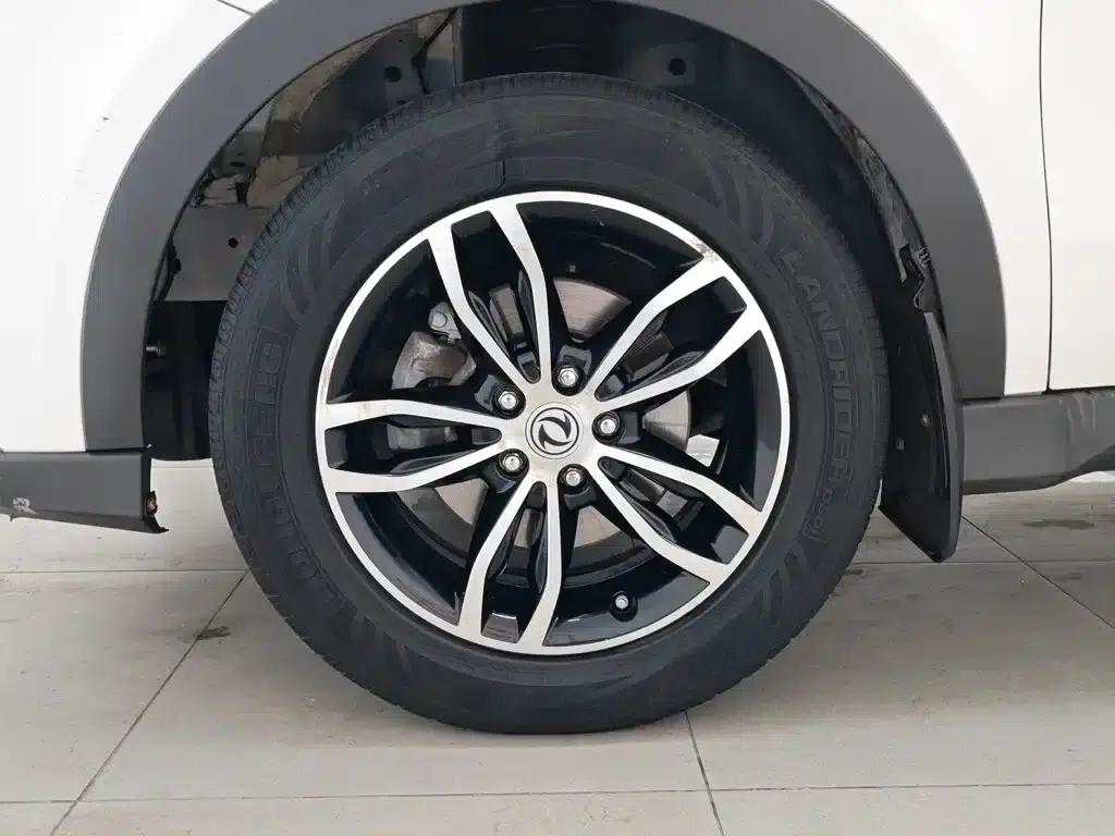 Fengguang 580 2018 Model 1.5T CVT Luxury — миниатюра 17