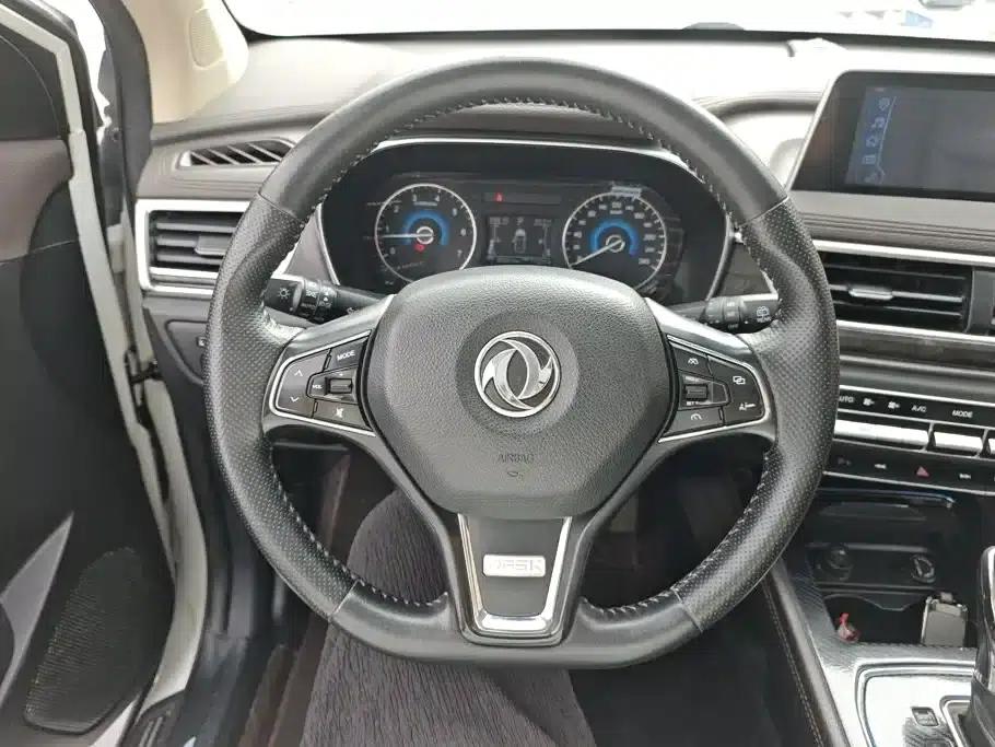 Fengguang 580 2017 1.5T CVT Smart Connect Edition — миниатюра 15