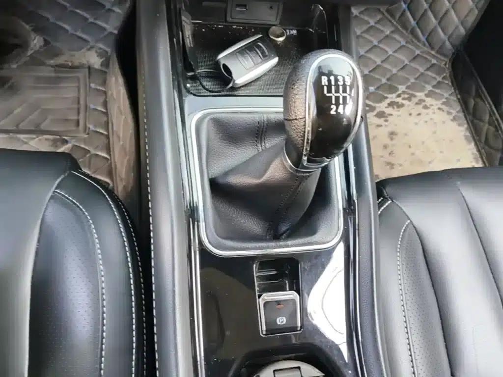 Fengguang 580 2016 Model 1.5T Manual Deluxe — миниатюра 14