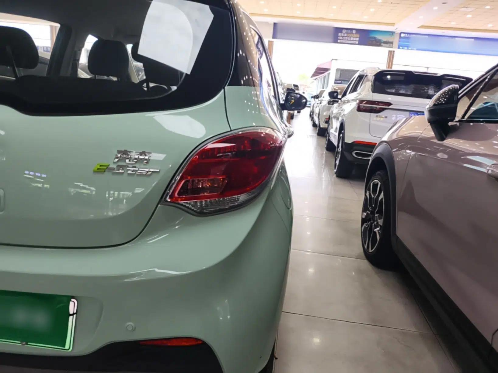 CHANGAN Benni E-Star 2022 National Edition Colorful Limited Edition (Fast-Charging Version) Lithium Iron Phosphate — миниатюра 9