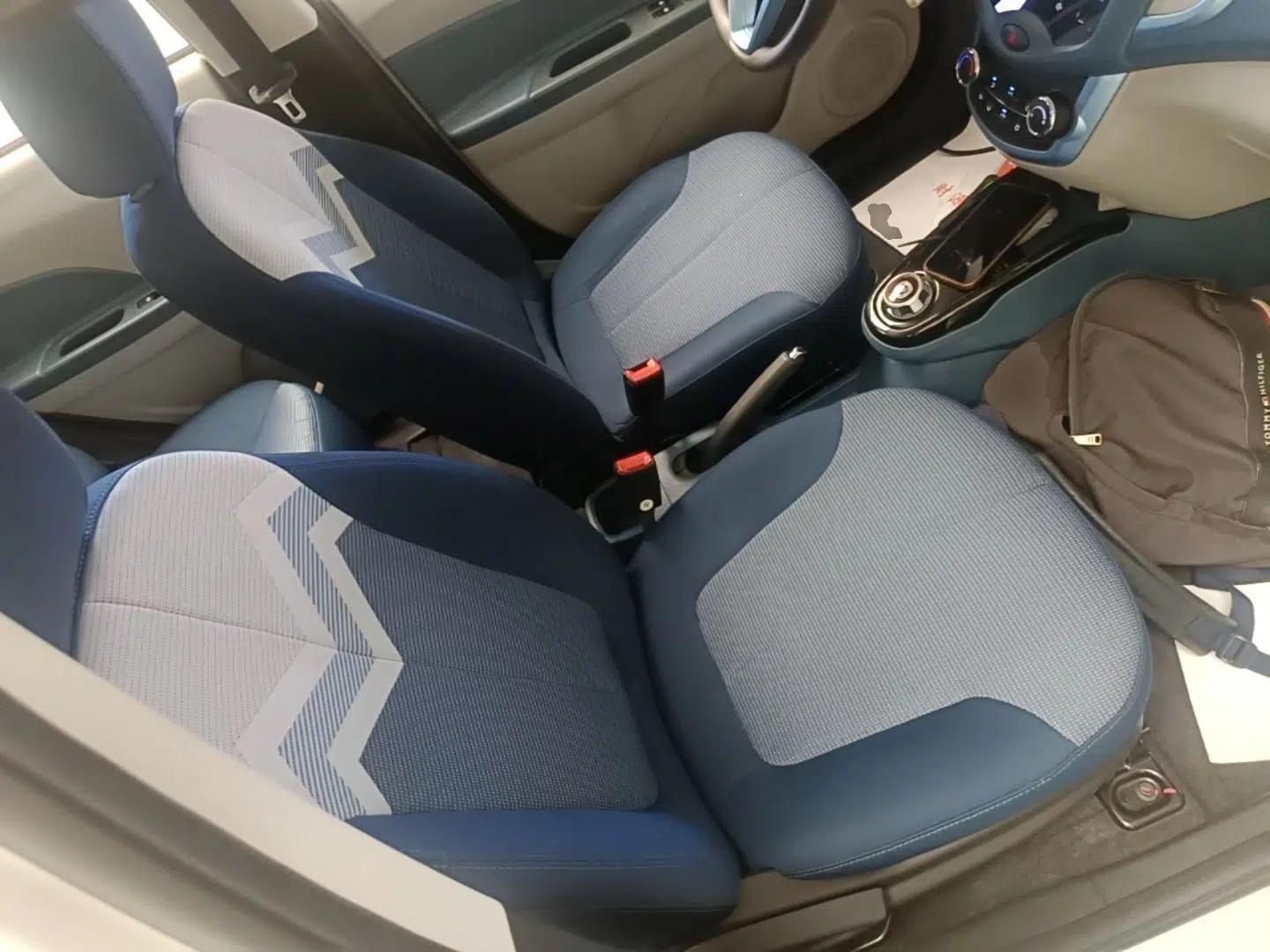 CHANGAN Benni E-Star 2021 National Edition Colorful Version Lithium Iron Phosphate (31.86 kWh) — миниатюра 19