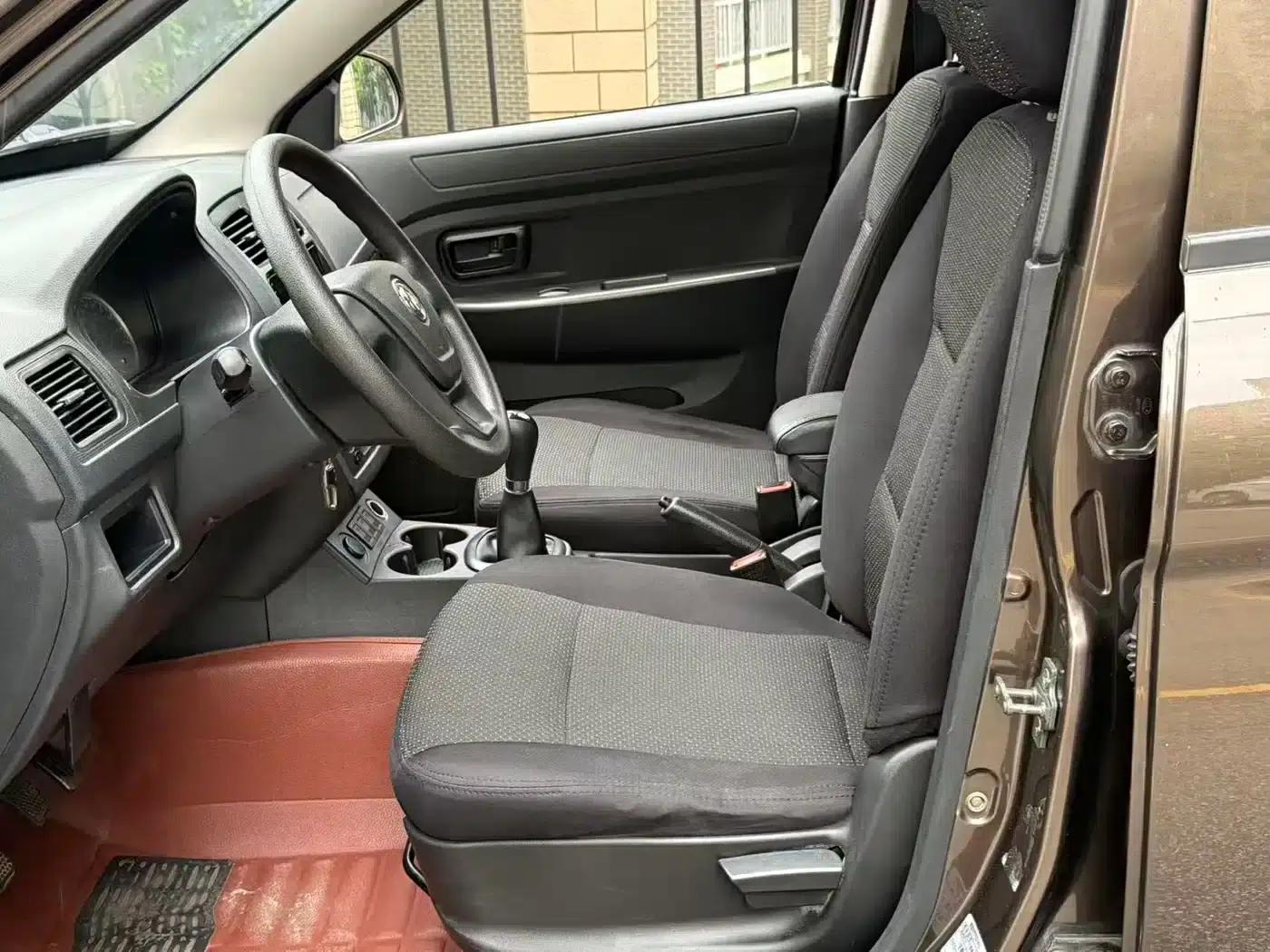 Fengguang 330 2014 Model 1.5L Manual Comfort Edition DK15-02 — миниатюра 7