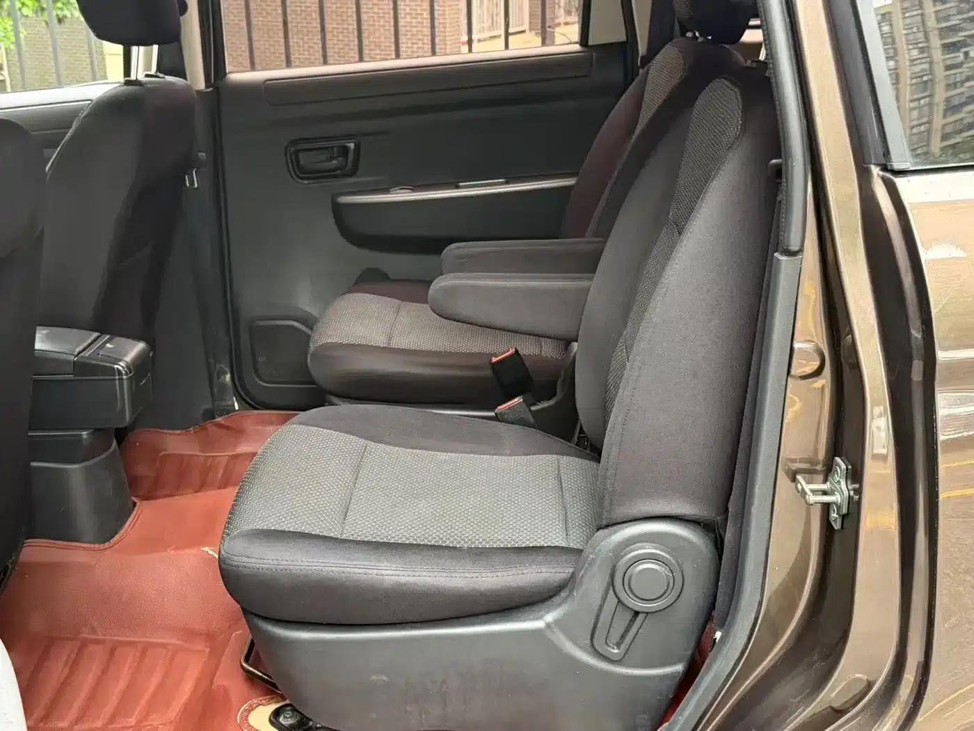 Fengguang 330 2014 Model 1.5L Manual Comfort Edition DK15-02 — миниатюра 8