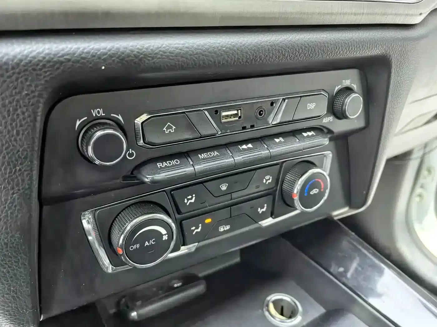 Fengguang S560 2018 Model 1.8L CVT Premium — миниатюра 12