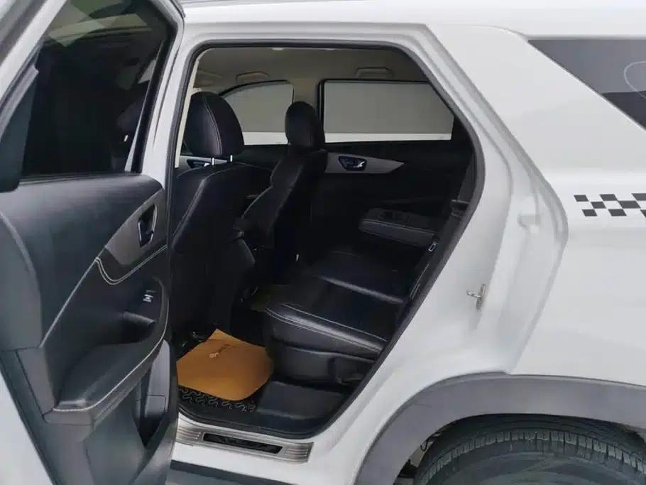 Fengguang S560 2018 Model 1.8L Manual Urban 5-Seater — миниатюра 11