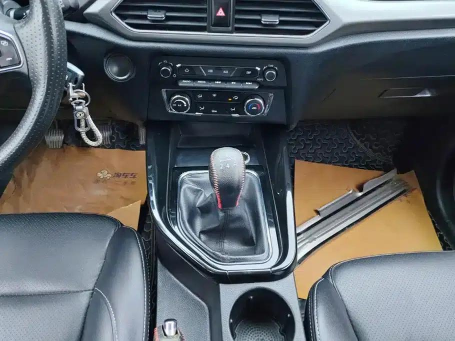 Fengguang S560 2018 Model 1.8L Manual Urban 5-Seater — миниатюра 16