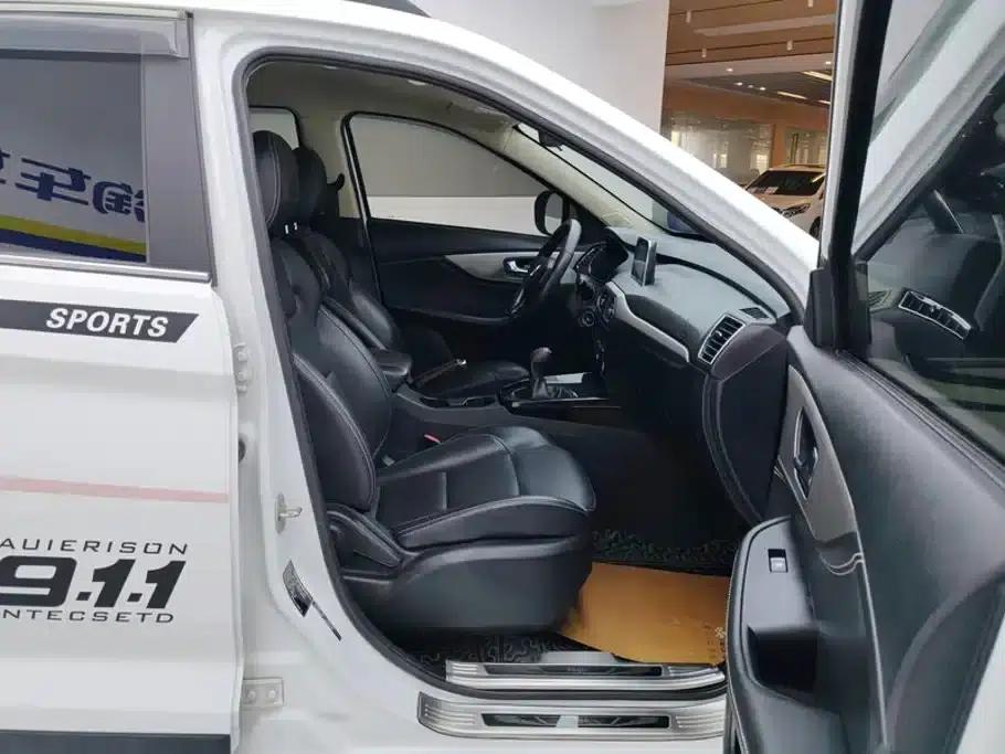 Fengguang S560 2018 Model 1.8L Manual Urban 5-Seater — миниатюра 8