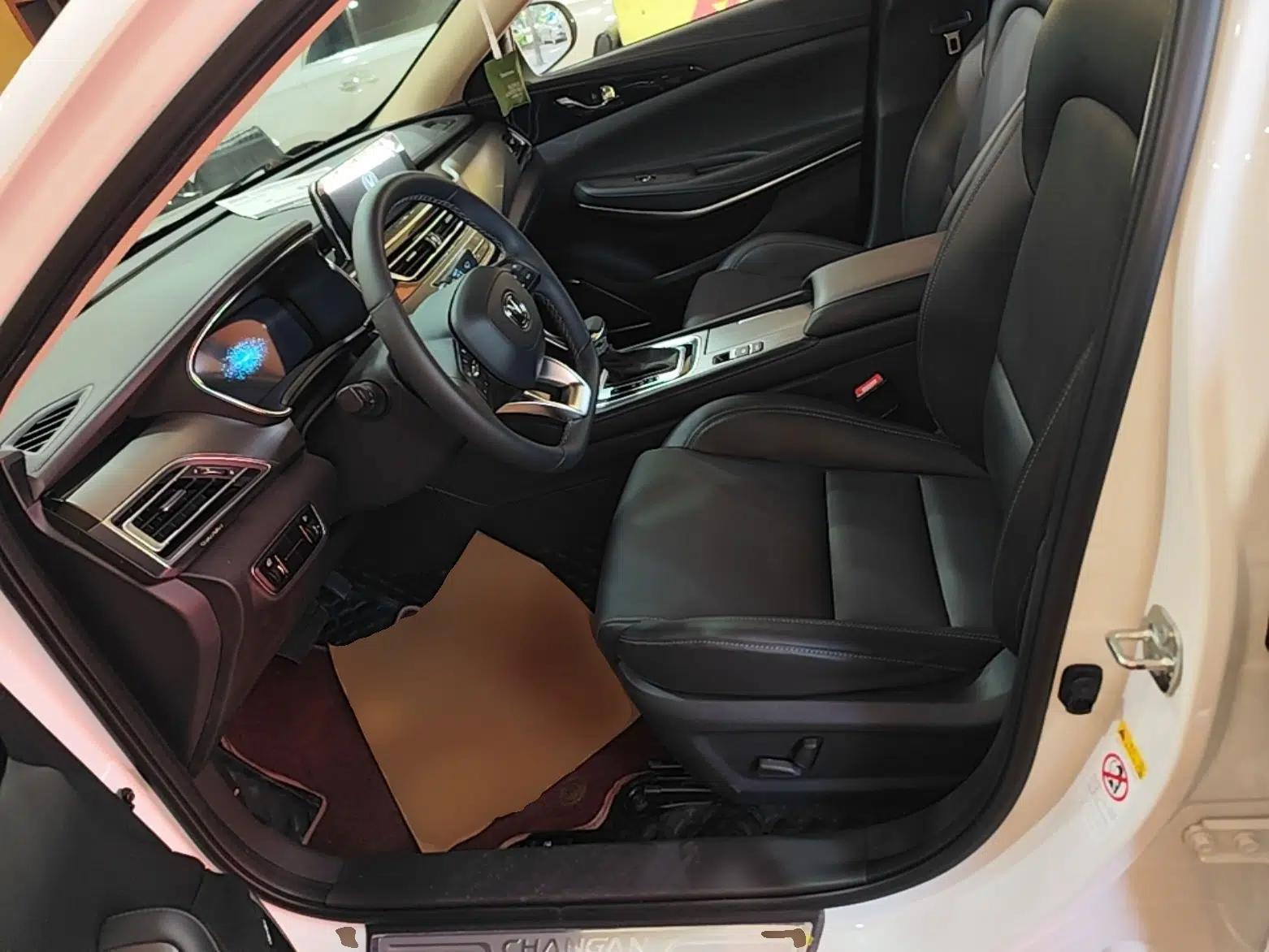 CHANGAN Ruicheng CC 2021 Blue Whale Edition 1.5T DCT Prestige Model — миниатюра 17