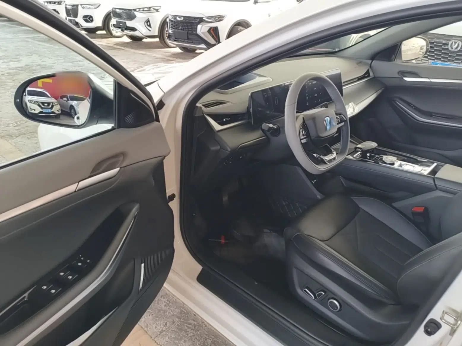 CHANGAN Ruicheng PLUS 2023 1.5T DCT Navigation Edition — миниатюра 18