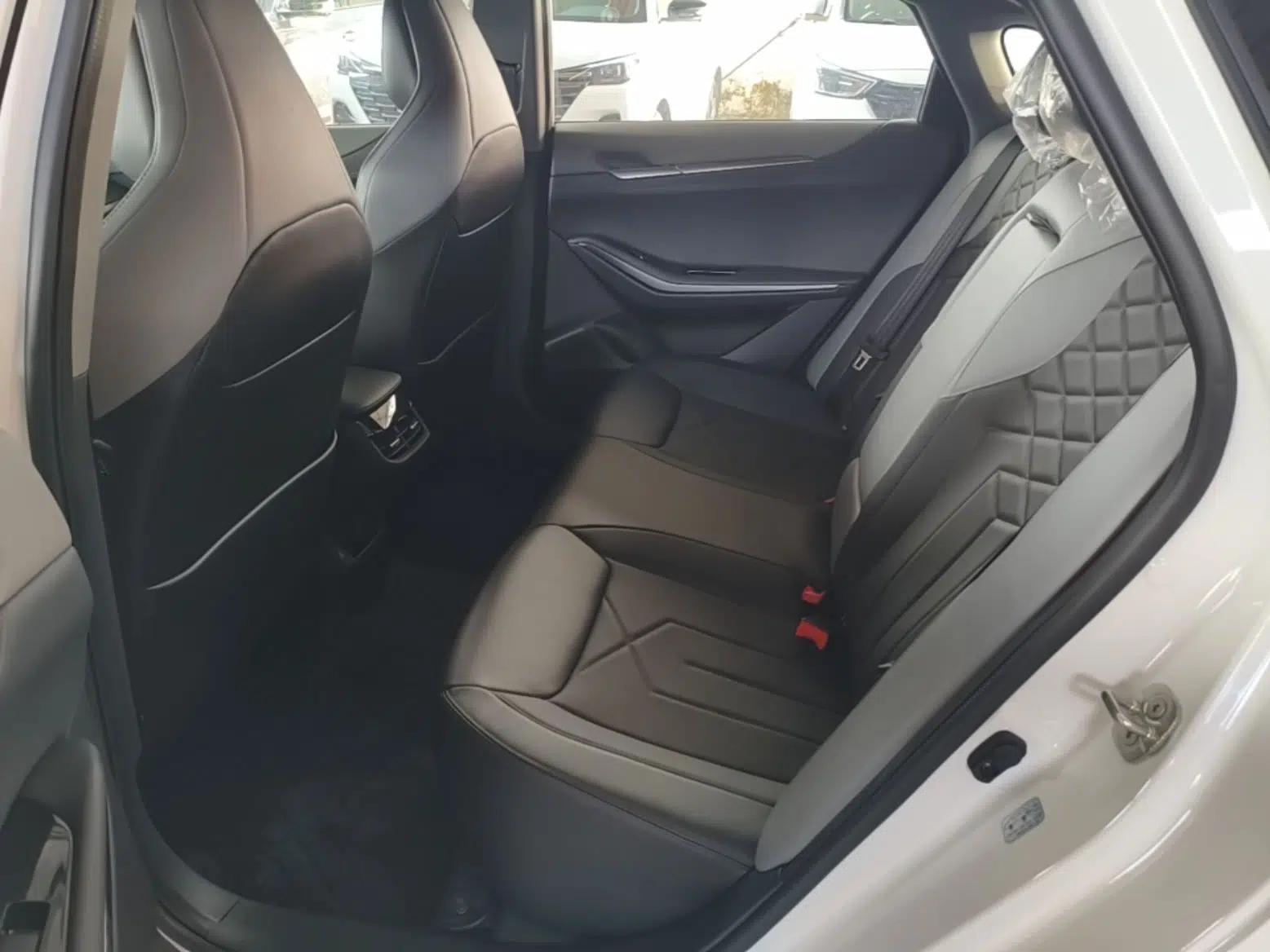 CHANGAN Ruicheng PLUS 2023 1.5T DCT Navigation Edition — миниатюра 20