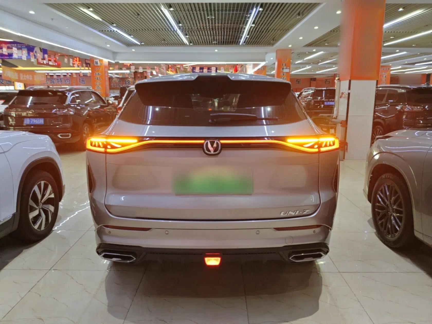 CHANGAN UNI-Z New Energy 2024 Blue Whale Smart Electric iDD 125km Excellence Model — миниатюра 5