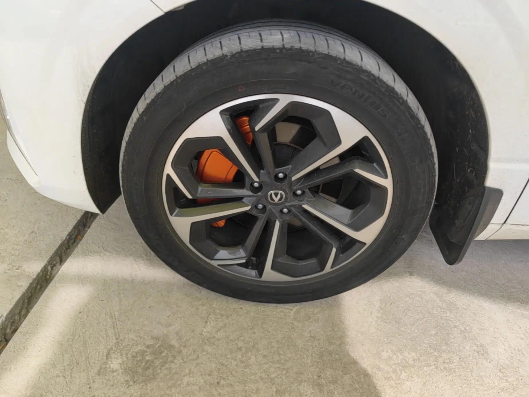 CHANGAN UNI-K iDD 2023 Zhidian iDD 1.5T 135km Smart & Fun Model — миниатюра 10