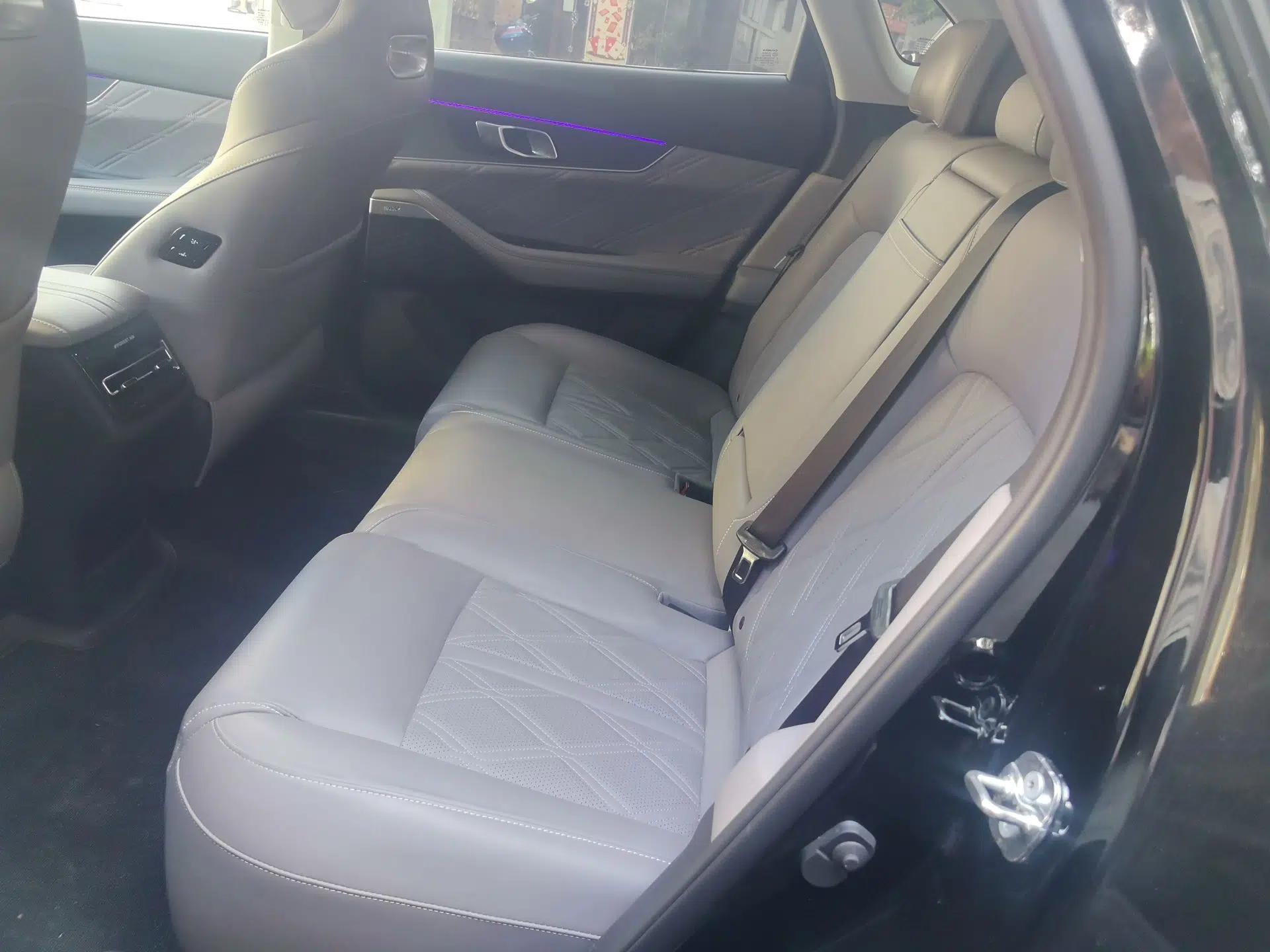 CHANGAN UNI-K iDD 2022 Blue Whale iDD 130km 1.5T Prestige Model — миниатюра 17