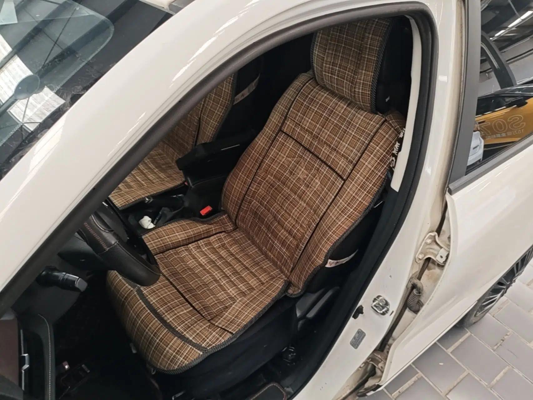 CHANGAN CS15 2019 1.5L Automatic Comfort Edition China VI Standard — миниатюра 17