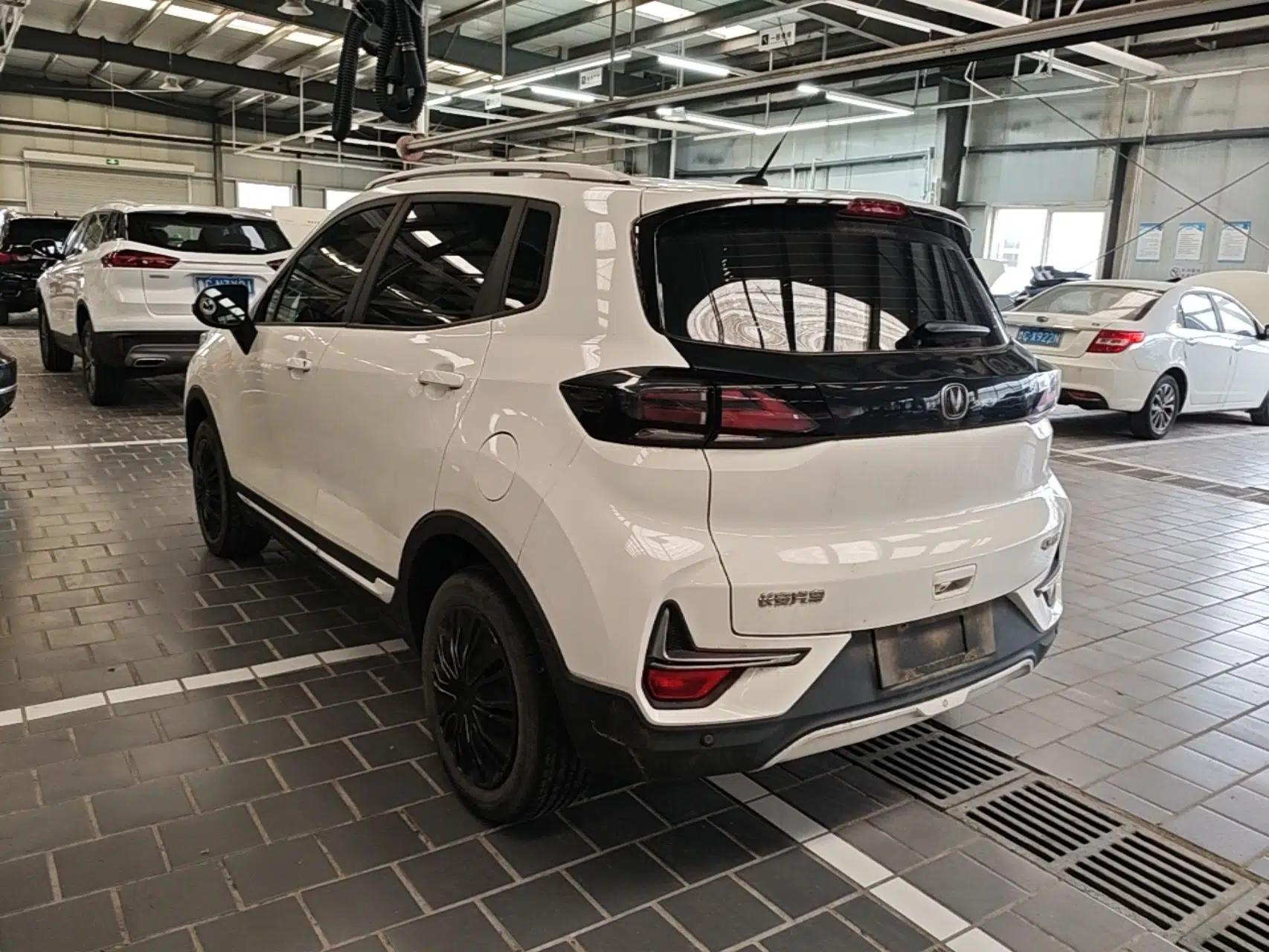 CHANGAN CS15 2019 1.5L Automatic Comfort Edition China VI Standard — миниатюра 4