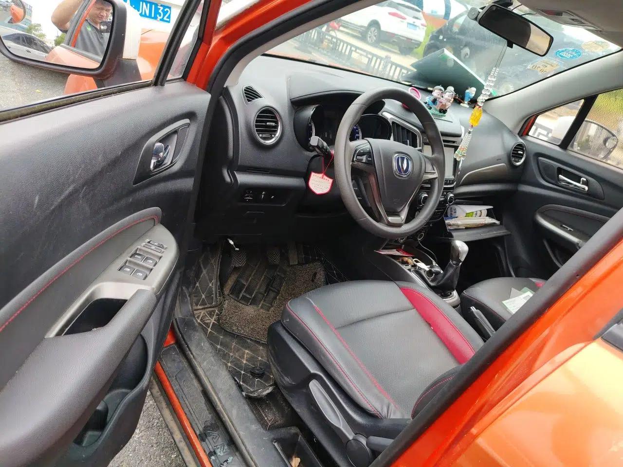 CHANGAN CS15 2016 1.5L Manual Luxury Edition — миниатюра 16