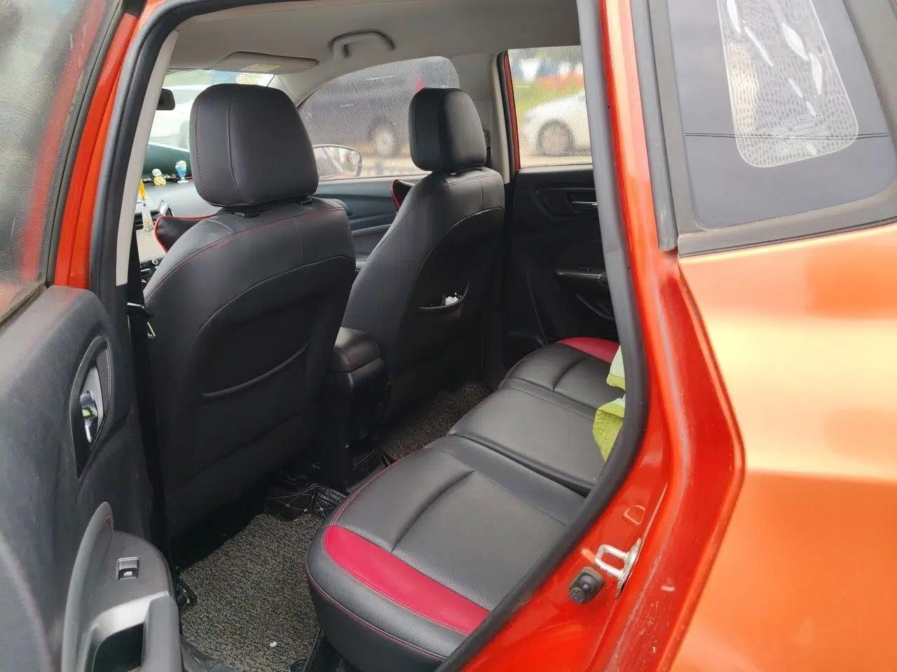 CHANGAN CS15 2016 1.5L Manual Luxury Edition — миниатюра 17