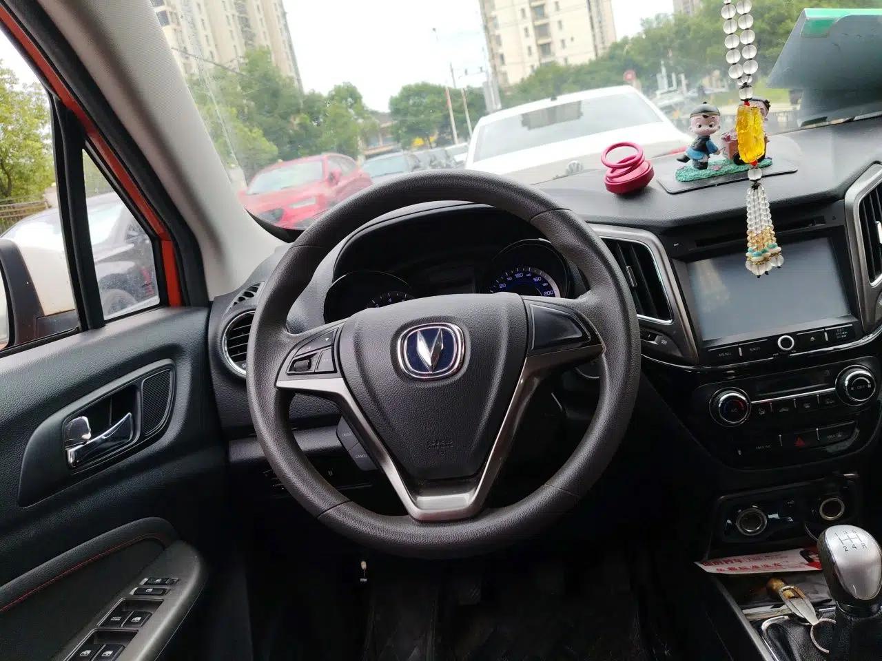 CHANGAN CS15 2016 1.5L Manual Luxury Edition — миниатюра 10