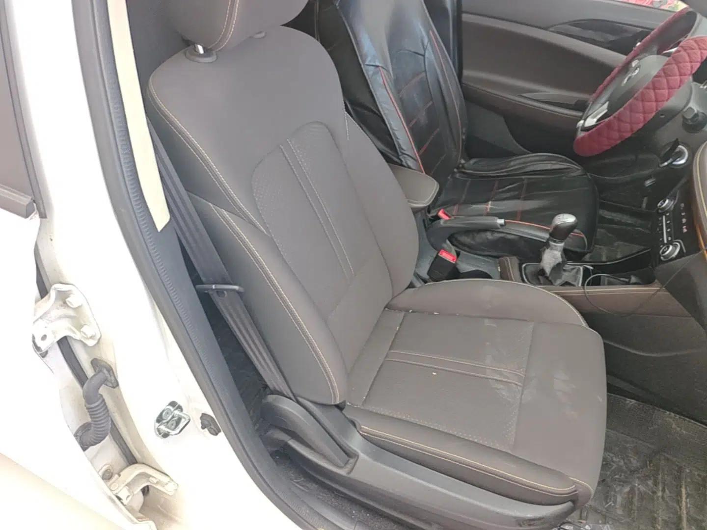 CHANGAN Eado DT 2018 1.6L Manual Comfort Model — миниатюра 19