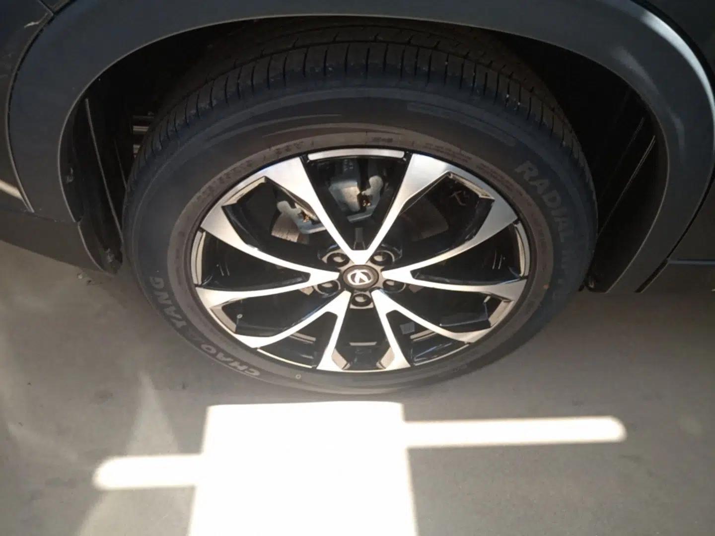 CHANGAN X7 PLUS 2024 1.5T Automatic Prestige 7-Seater — миниатюра 11