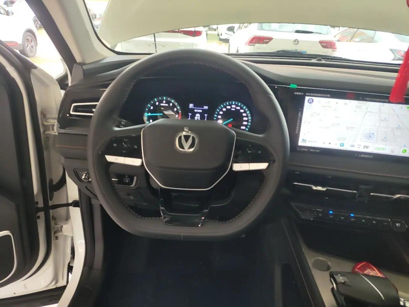 CHANGAN X7 PLUS 2024 1.5T Automatic Smart Enjoyment 5-Seater — миниатюра 13