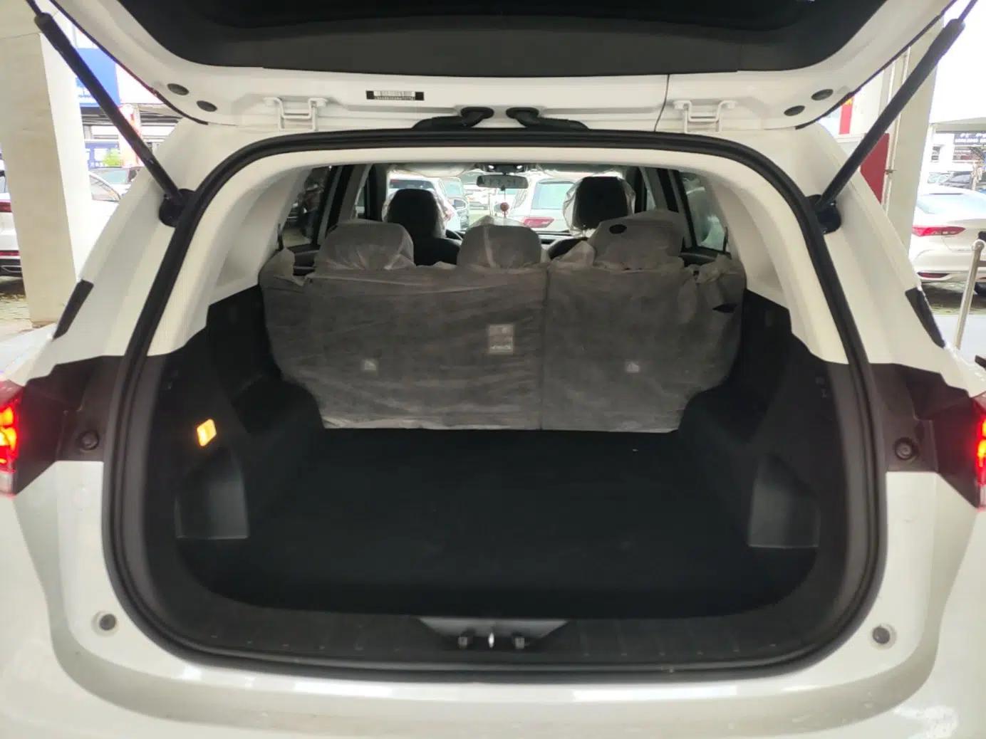 CHANGAN X7 PLUS 2024 1.5T Automatic Smart Enjoyment 5-Seater — миниатюра 22