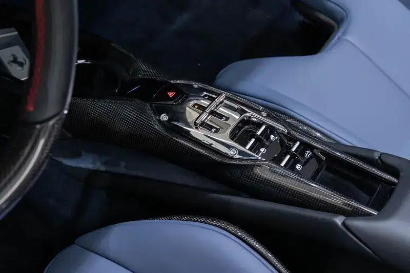 Ferrari 296 2022 3.0T V6 GTS — миниатюра 14