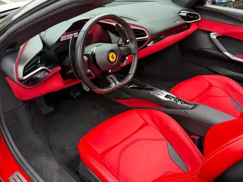 Ferrari 296 2022 3.0T V6 GTS — миниатюра 8