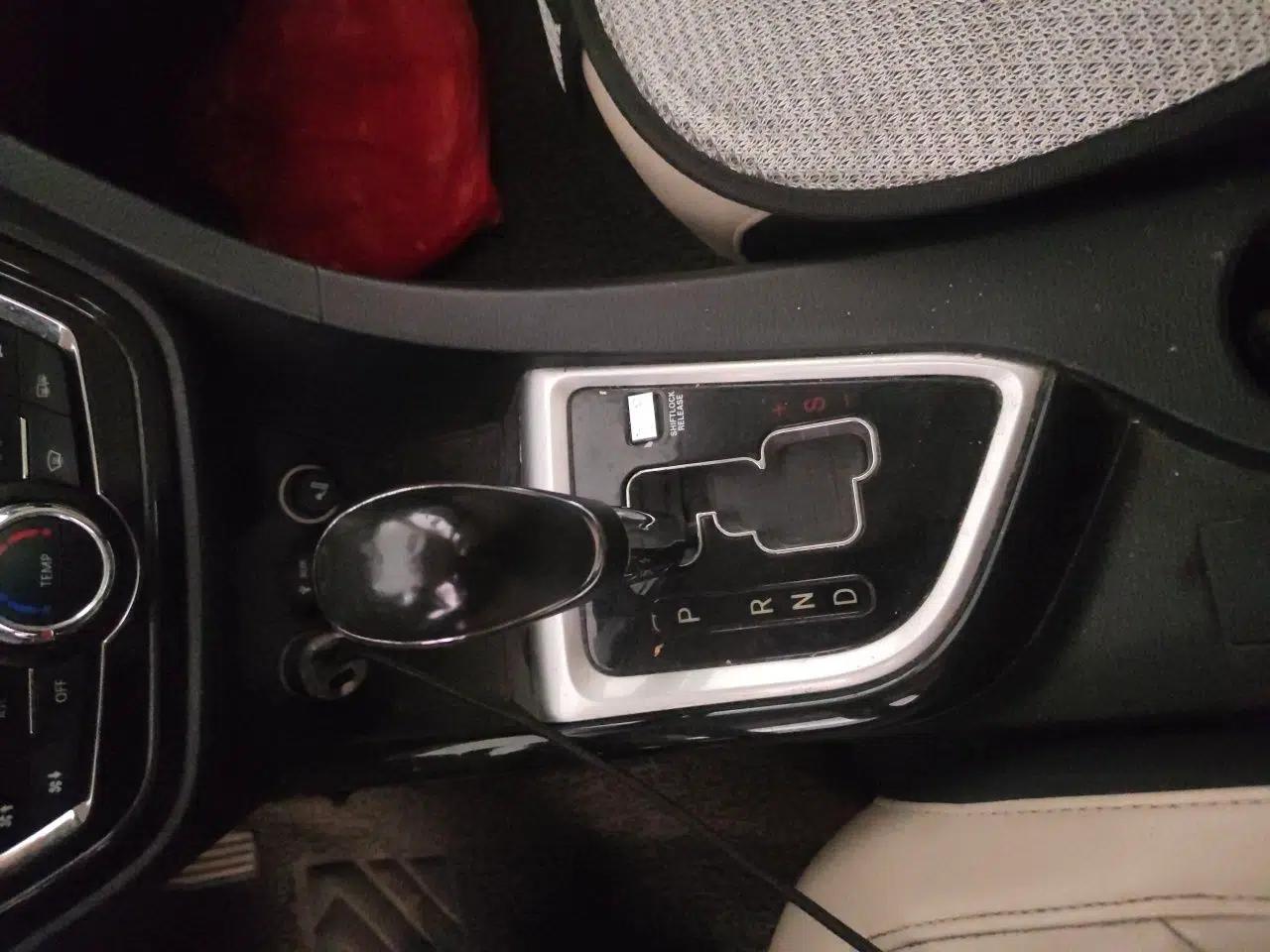 CHANGAN Alsvin V7 2015 1.6L Automatic Joyful Model China IV Standard — миниатюра 14