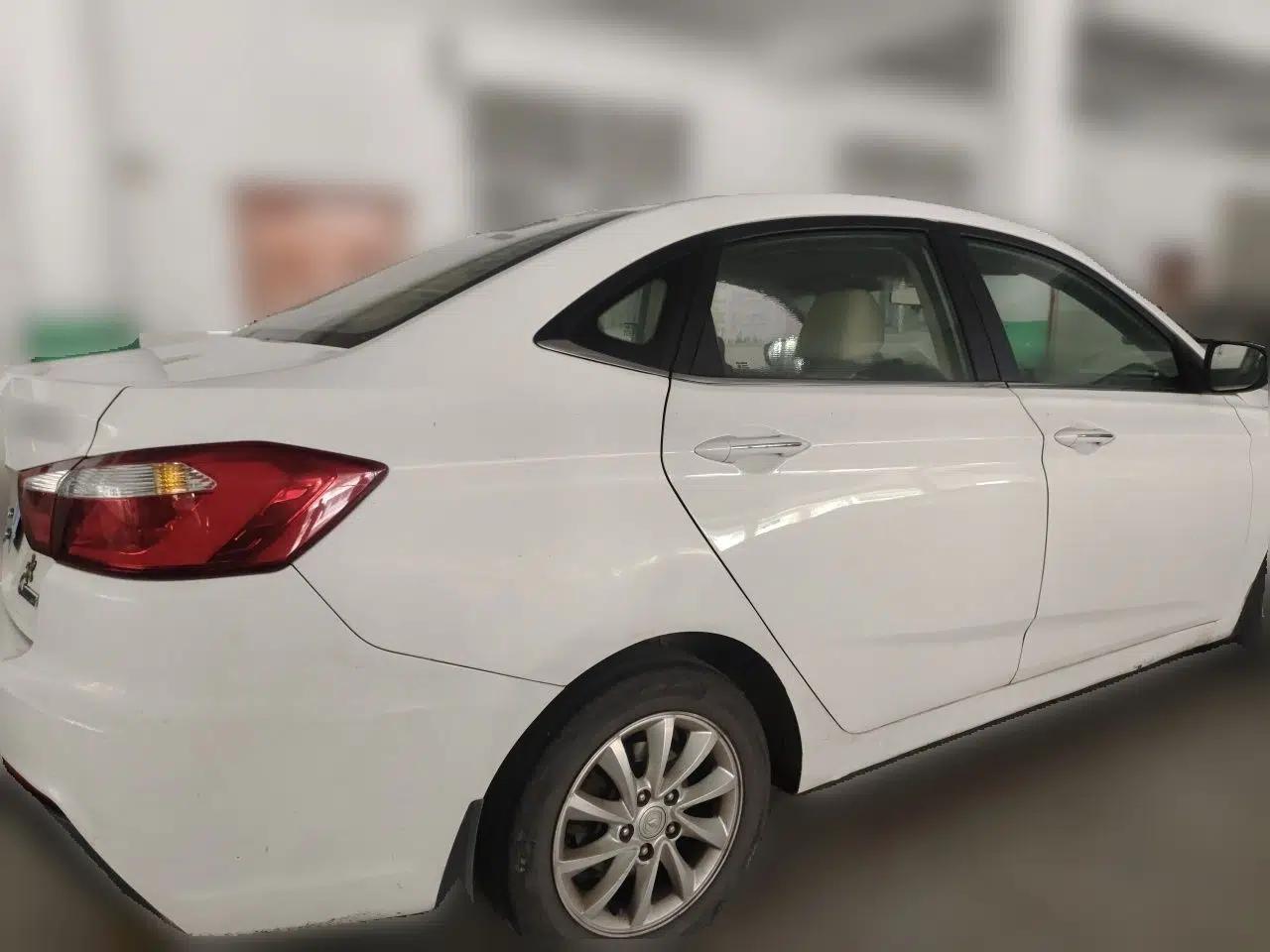 CHANGAN Alsvin V7 2015 1.6L Automatic Joyful Model China IV Standard — миниатюра 6