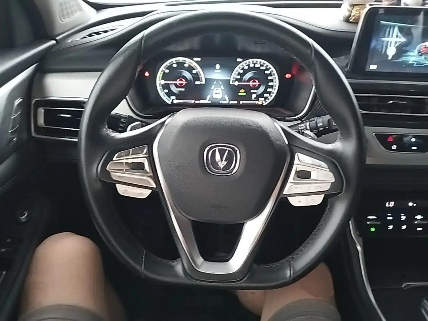 CHANGAN CS75 New Energy 2018 1.5T PHEV Progressive Trim — миниатюра 13