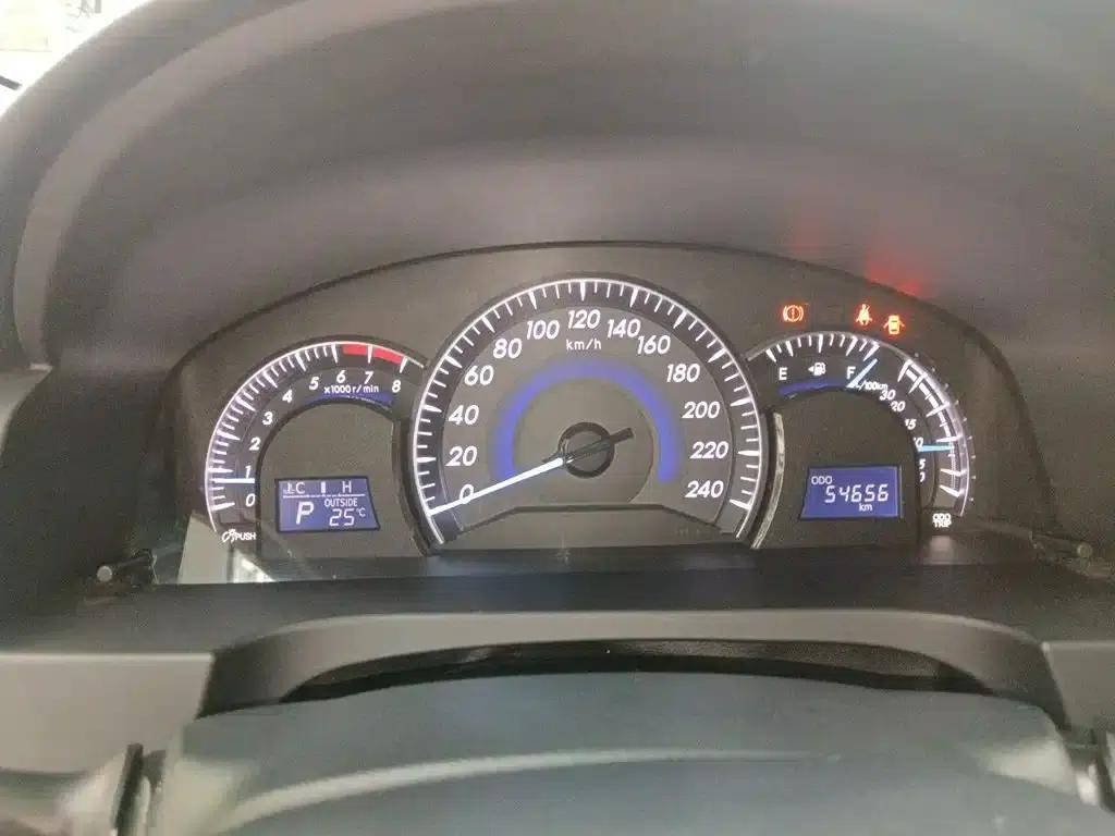 2015 Camry 2.5G Luxury Navigation Edition — миниатюра 12