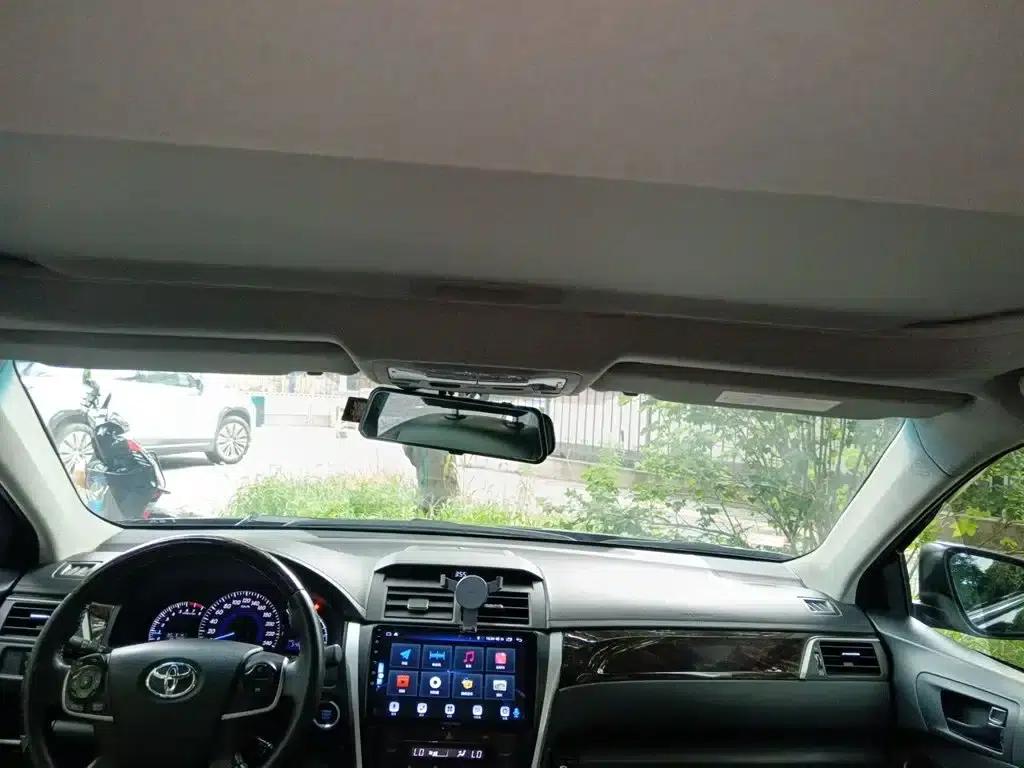 2015 Camry 2.5G Luxury Navigation Edition — миниатюра 19
