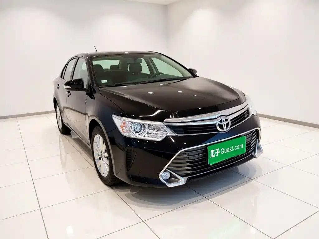 2015 Camry 2.5G Luxury Navigation Edition — миниатюра 3