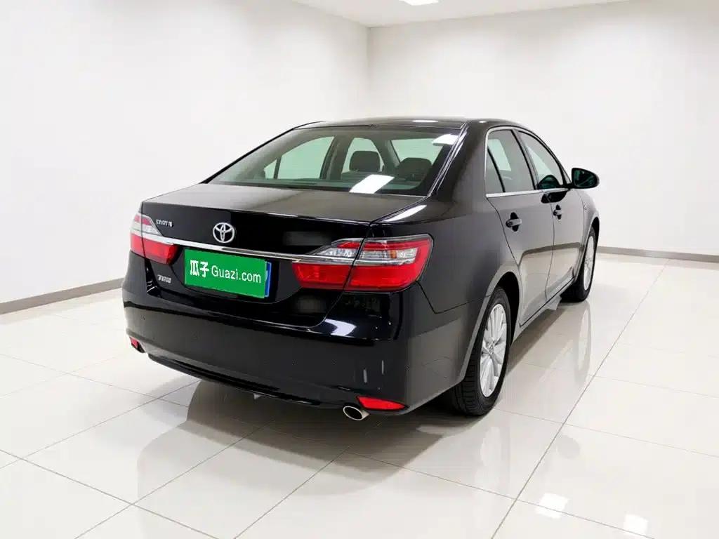 2015 Camry 2.5G Luxury Navigation Edition — миниатюра 6