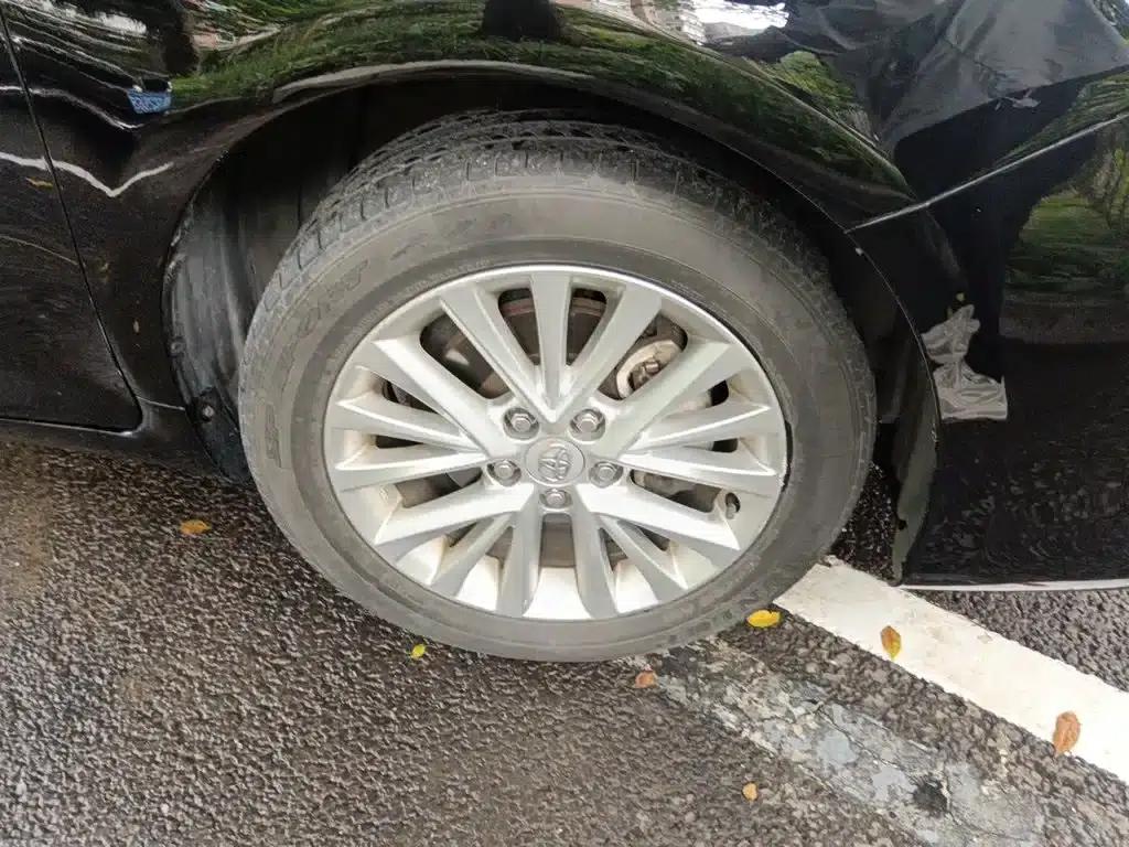 2015 Camry 2.5G Luxury Navigation Edition — миниатюра 8
