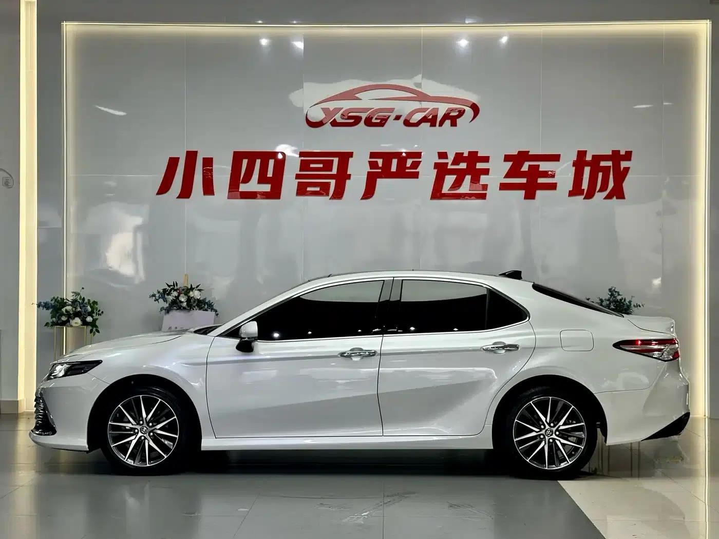 Camry 2021 2.5G Luxury Edition — миниатюра 4