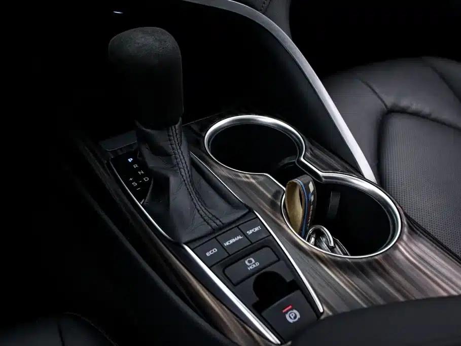 2018 Camry 2.5G Luxury Edition — миниатюра 9