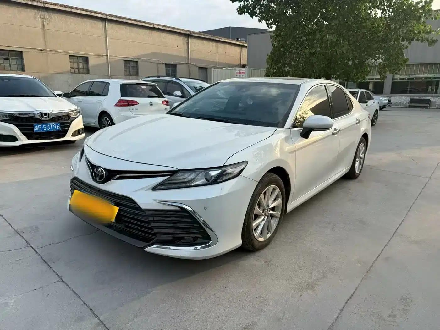 2021 Camry 2.0G Luxury Edition — миниатюра 1