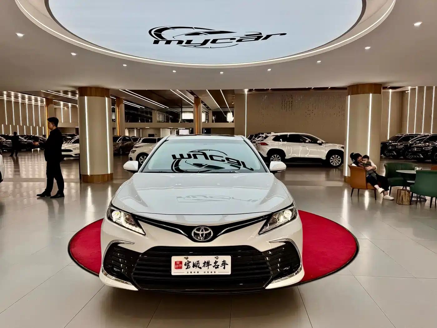 Camry 2023 2.0GVP Leading Edition — миниатюра 2