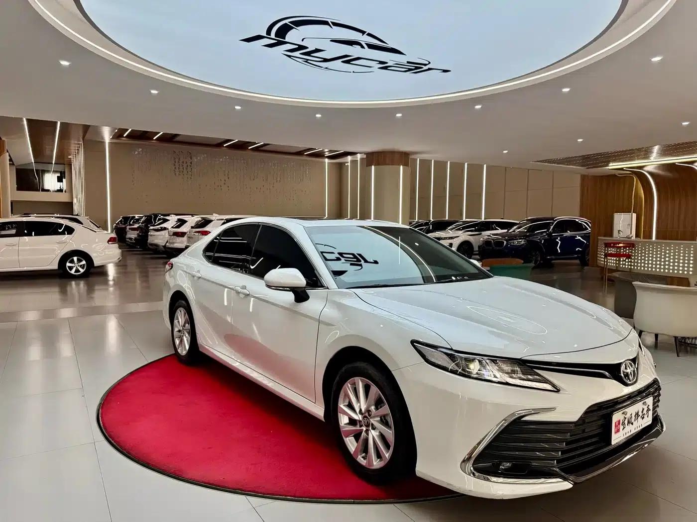 Camry 2023 2.0GVP Leading Edition — миниатюра 3
