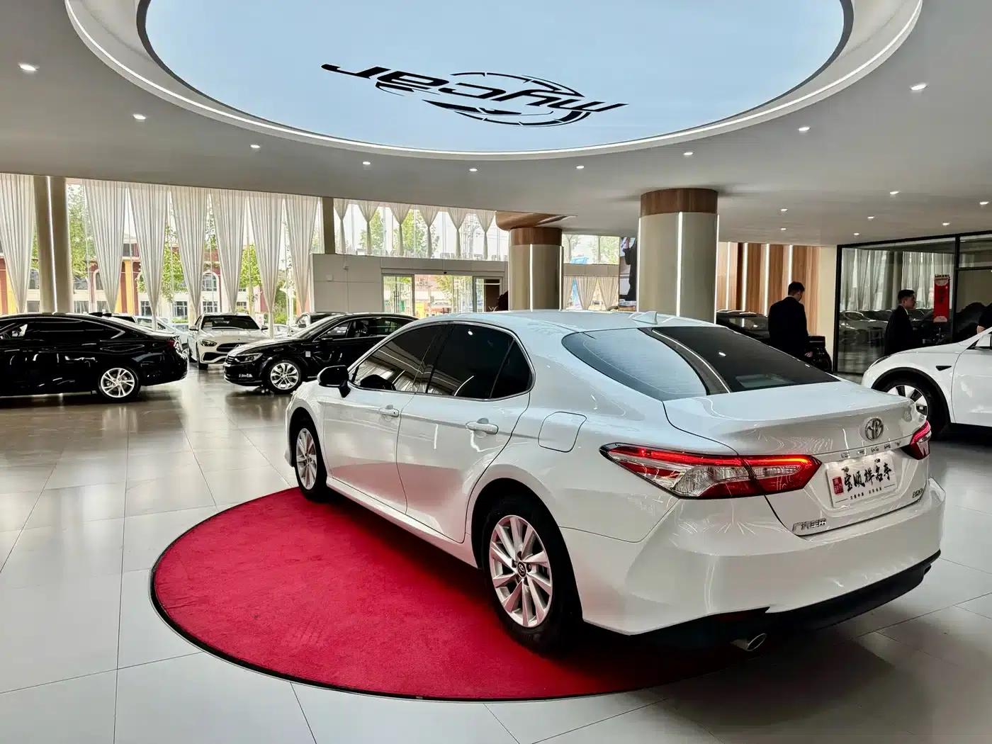 Camry 2023 2.0GVP Leading Edition — миниатюра 7