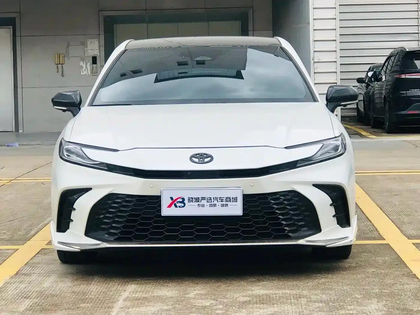 2024 Camry Hybrid 2.5HXS Sport Plus Edition — миниатюра 2