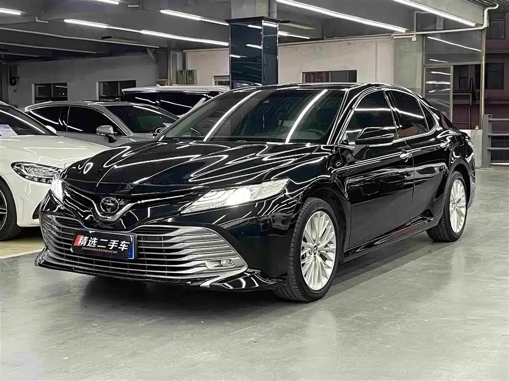 Camry 2019 Facelift 2.5G Luxury Edition — миниатюра 1
