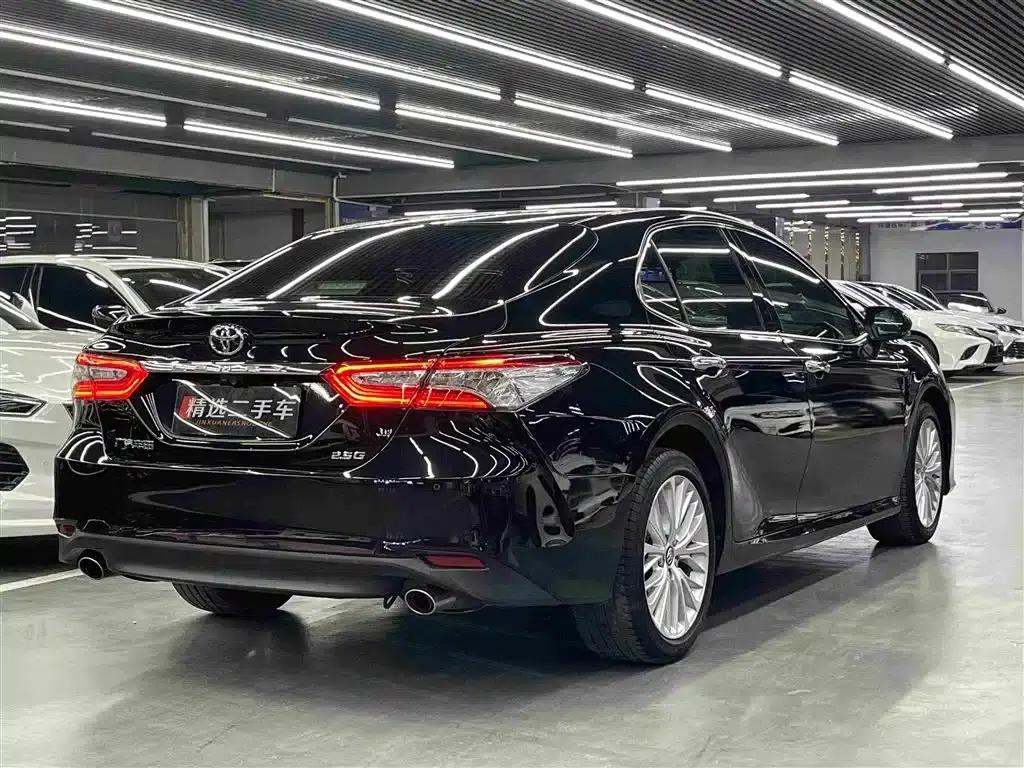 Camry 2019 Facelift 2.5G Luxury Edition — миниатюра 4
