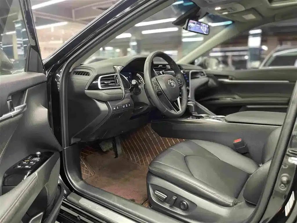 Camry 2019 Facelift 2.5G Luxury Edition — миниатюра 8