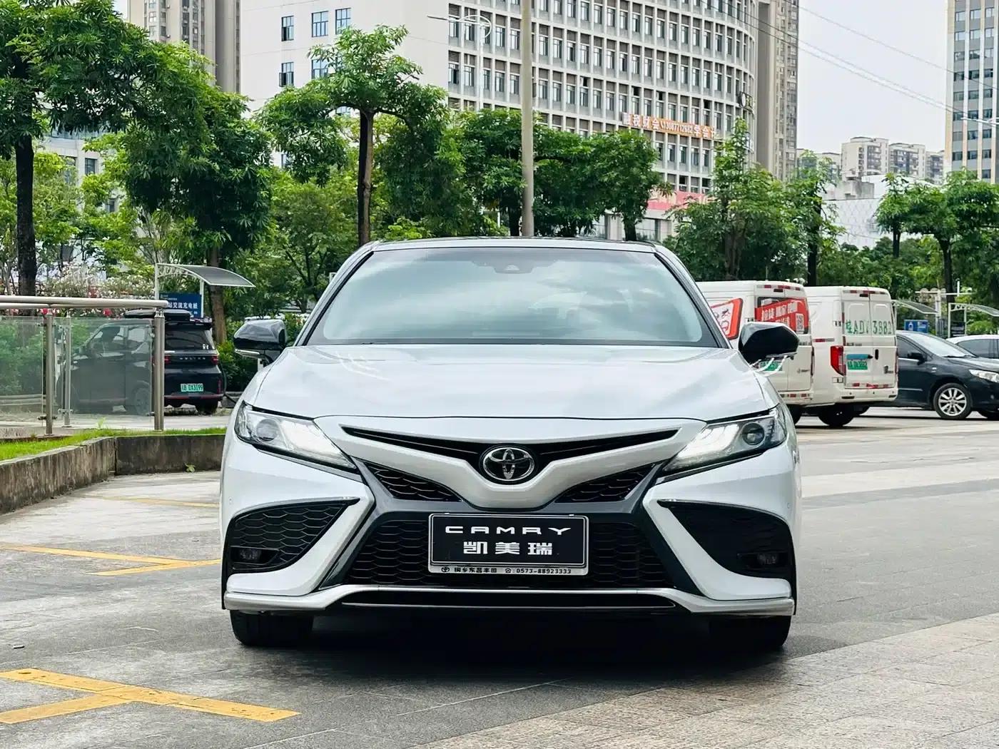 Camry 2021 2.0S Sport Edition — миниатюра 2