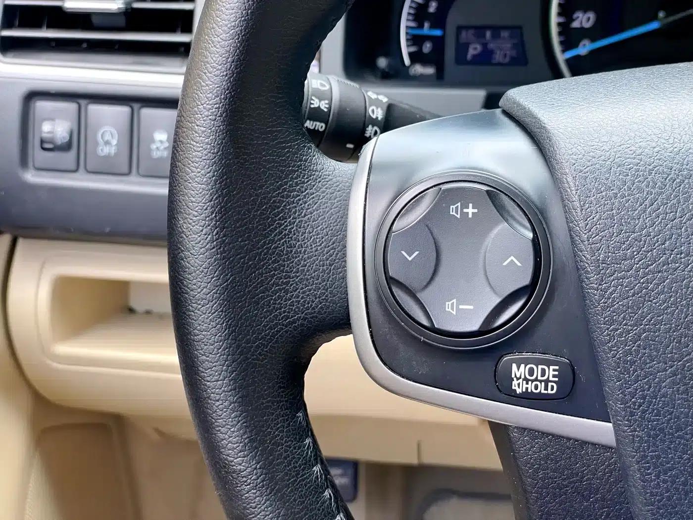 Camry 2016 2.0G 10th Anniversary Leading Edition — миниатюра 15